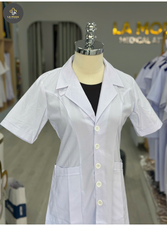 Áo Blouse bác sĩ nữ tay ngắn trung cấp